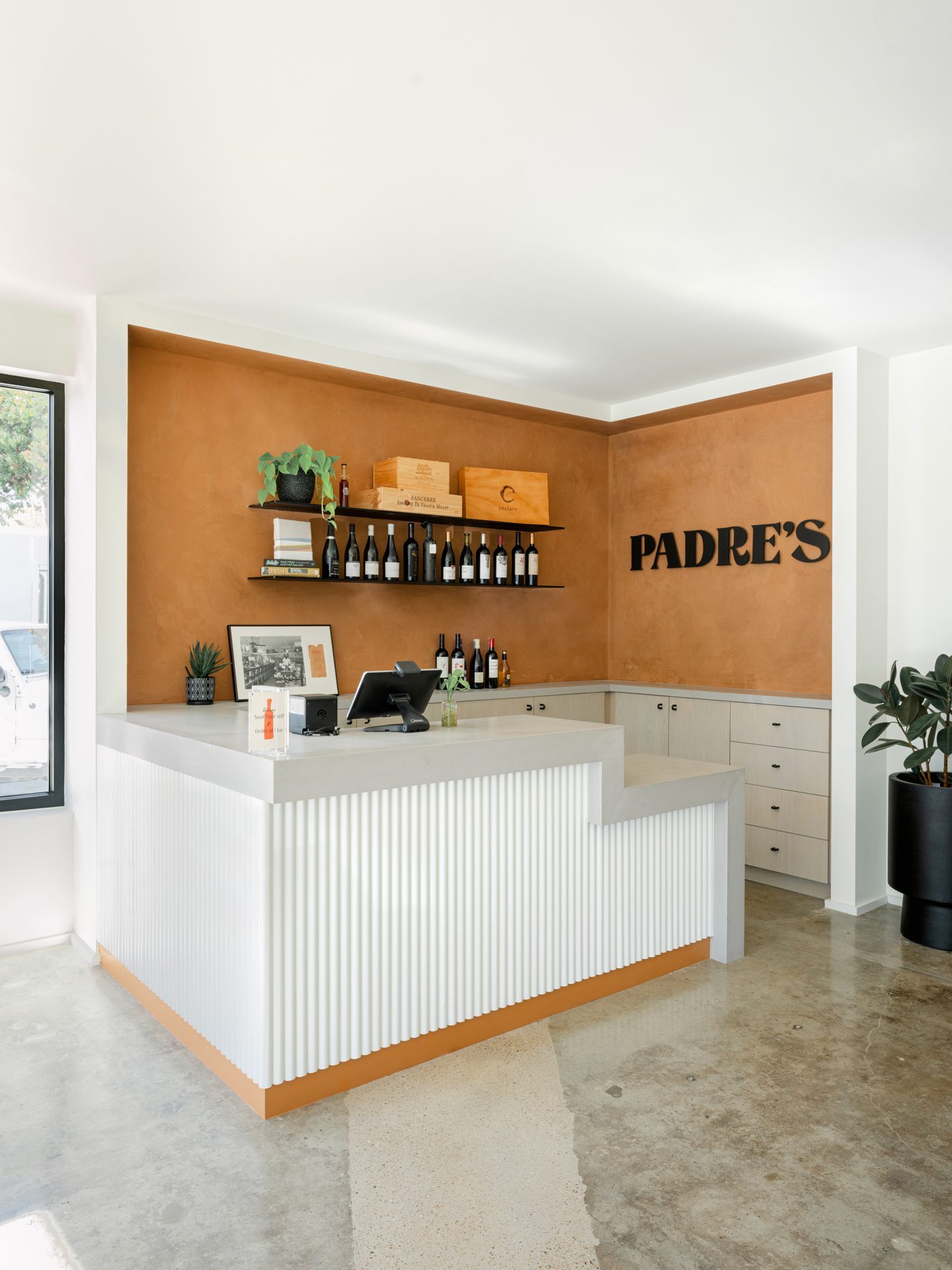 Padres Wine Bar - For Web-7
